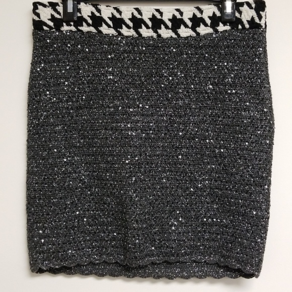 Dolce & Gabbana Dresses & Skirts - D&G Dolce Gabbana Gray Sequins Pencil Skirt Size S